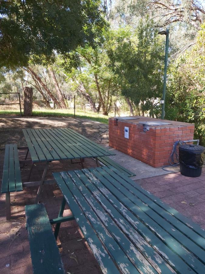 Corowa Golf Club Motel Εξωτερικό φωτογραφία