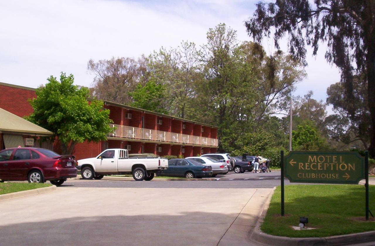 Corowa Golf Club Motel Εξωτερικό φωτογραφία
