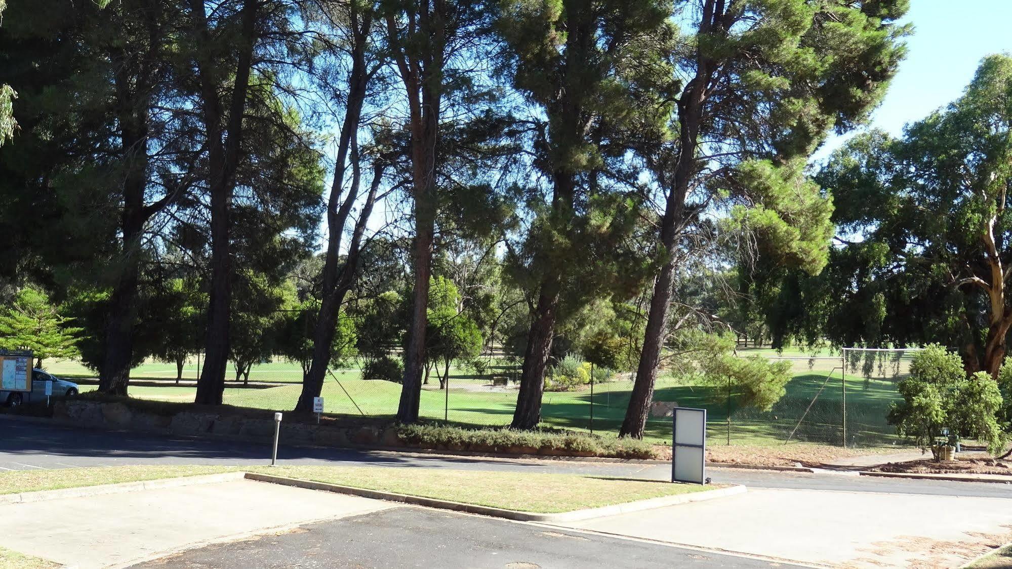 Corowa Golf Club Motel Εξωτερικό φωτογραφία